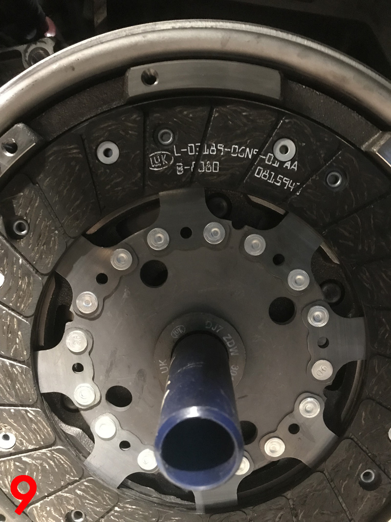 How to replace the clutch on a Nissan Qashqai 1.5 dCi MechanExpert